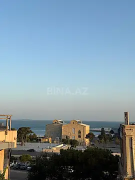 Satılır 4 otaqlı mənzil 123 m²