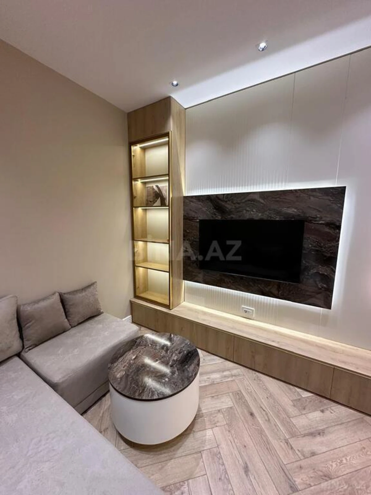 Kirayə verilir 2 otaqlı mənzil 70 m²