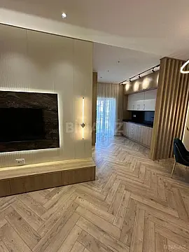 Kirayə verilir 2 otaqlı mənzil 70 m²