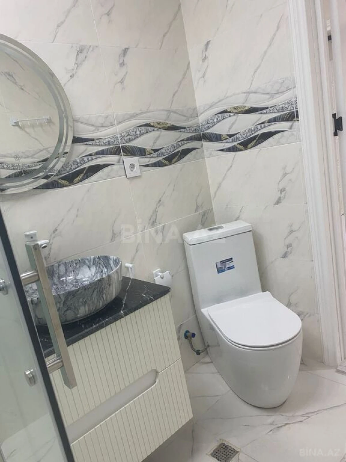 Satılır 3 otaqlı mənzil 90 m²