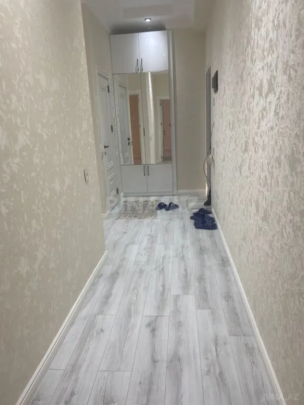 Satılır 3 otaqlı mənzil 90 m²