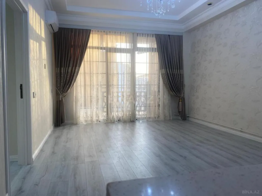 Satılır 3 otaqlı mənzil 90 m²