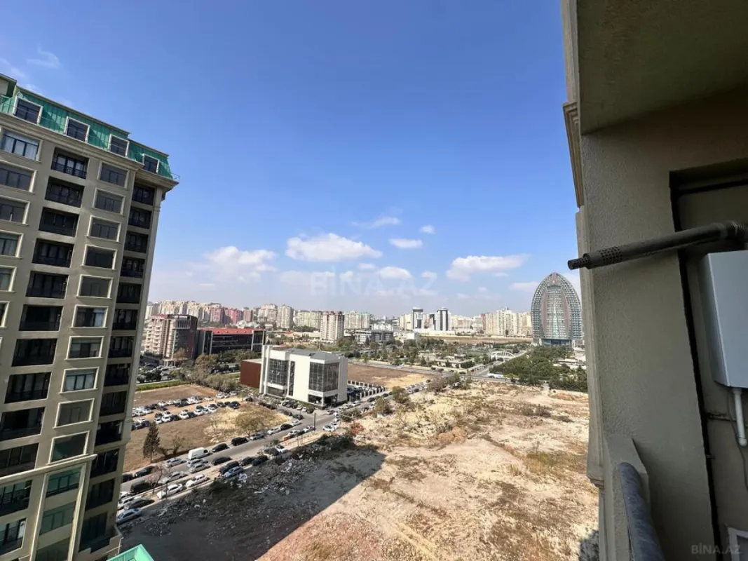 Satılır 2 otaqlı mənzil 79 m²