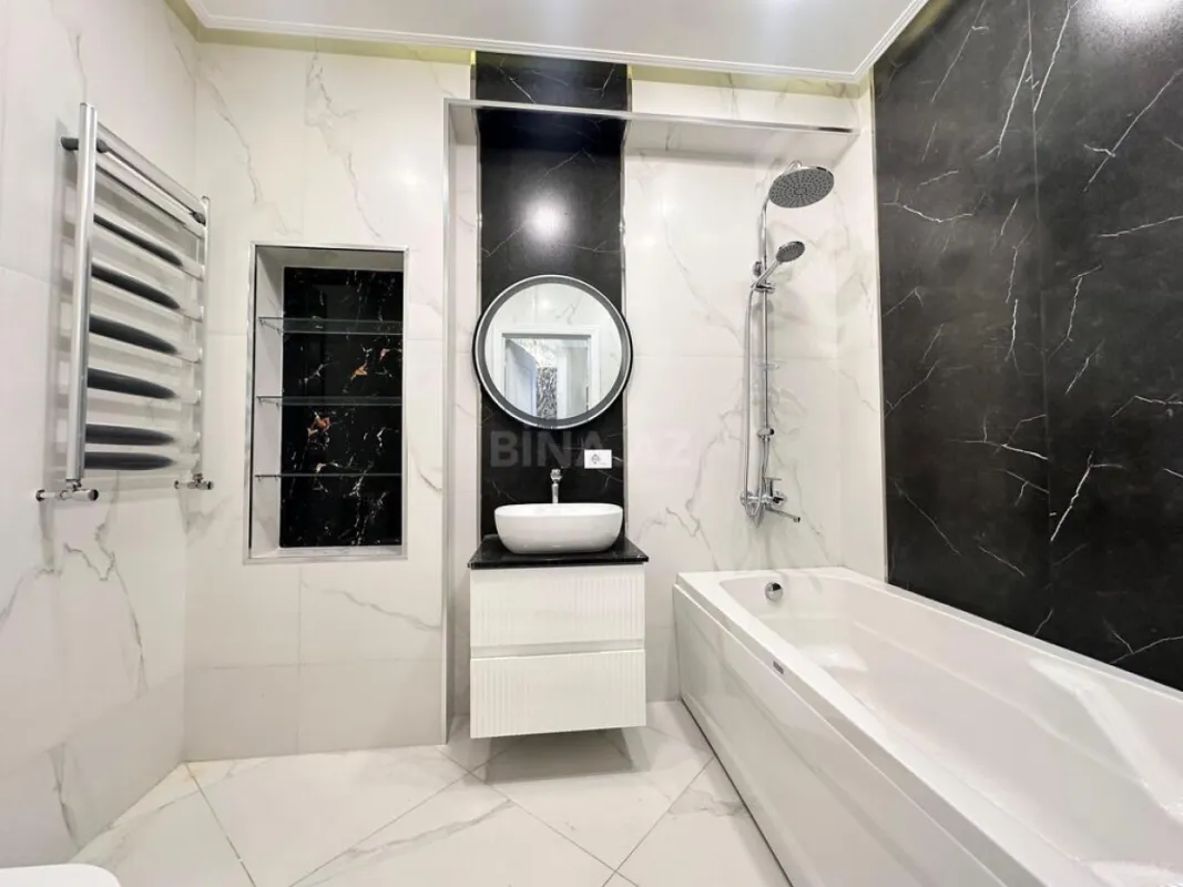 Satılır 2 otaqlı mənzil 79 m²