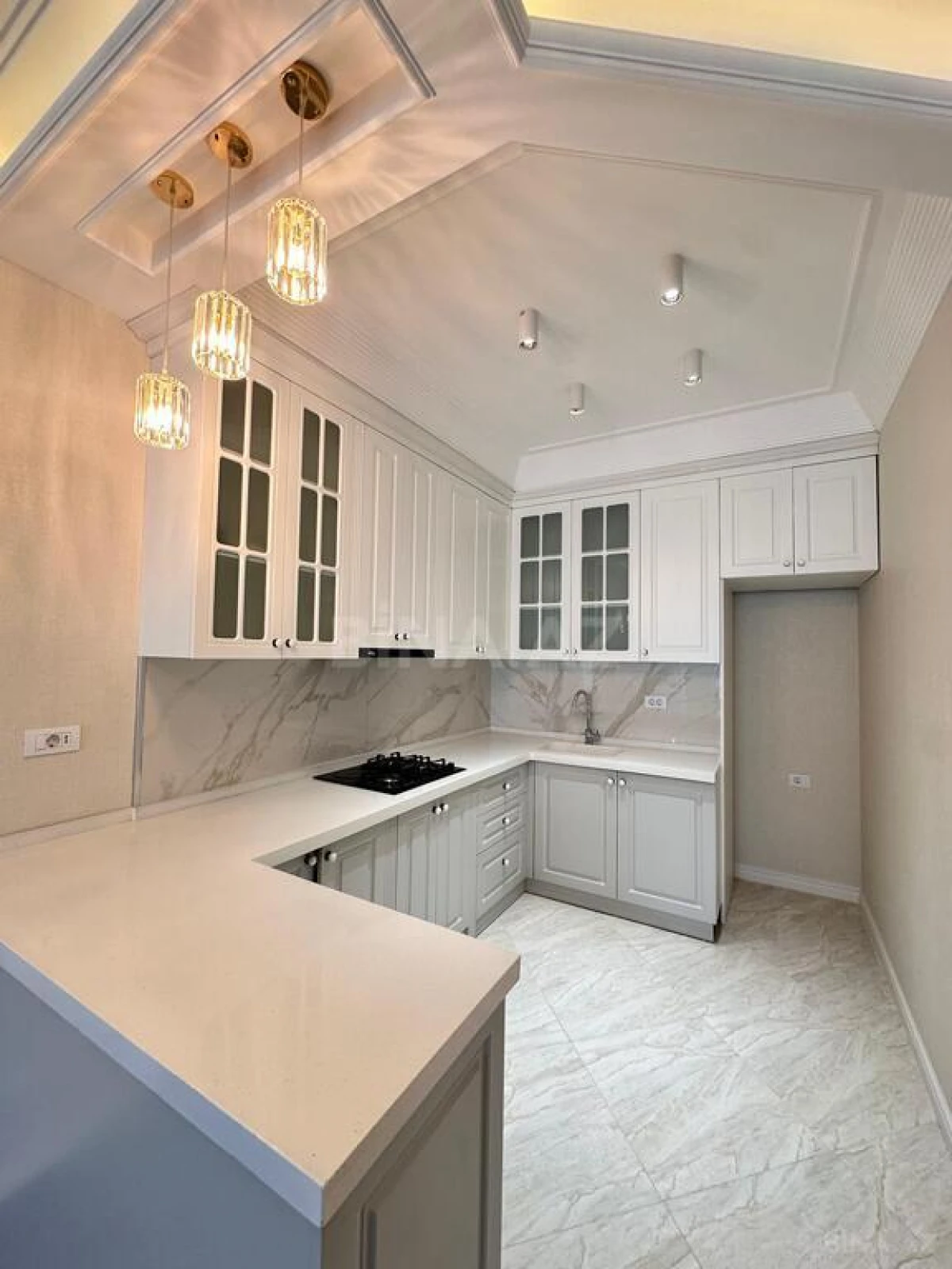 Satılır 2 otaqlı mənzil 79 m²