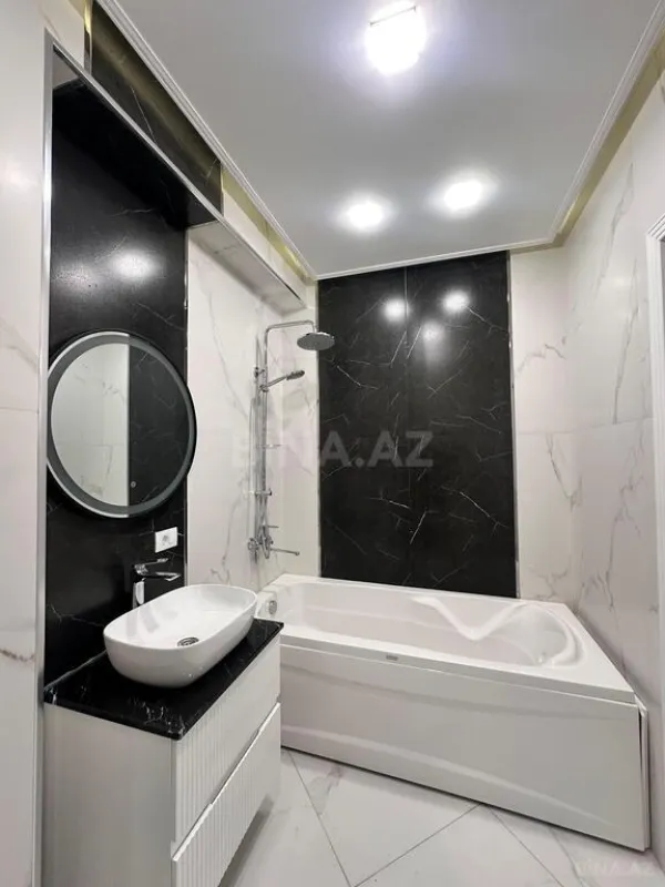 Satılır 2 otaqlı mənzil 79 m²