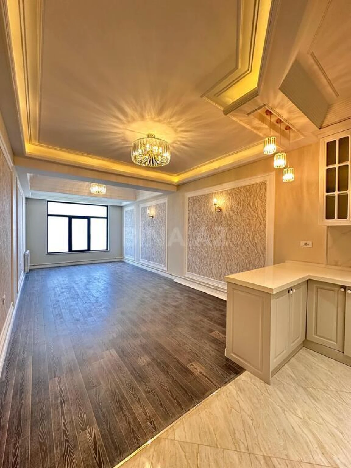 Satılır 2 otaqlı mənzil 79 m²