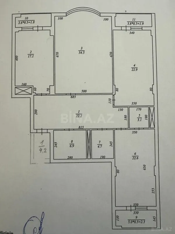 Satılır 3 otaqlı mənzil 154 m²