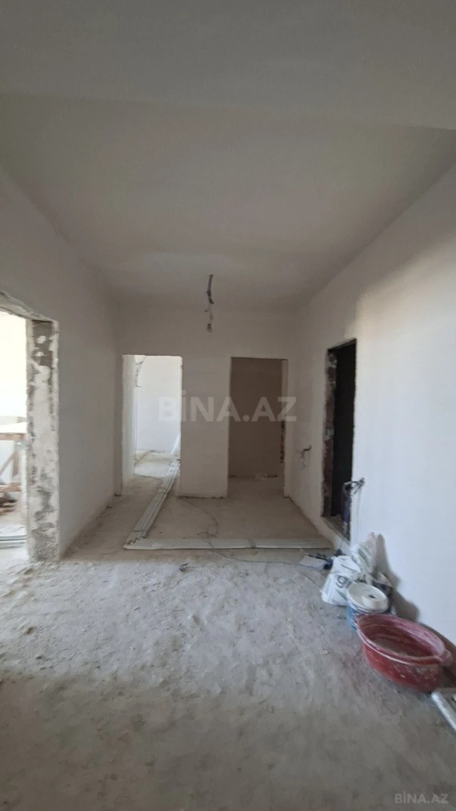 Satılır 3 otaqlı mənzil 154 m²