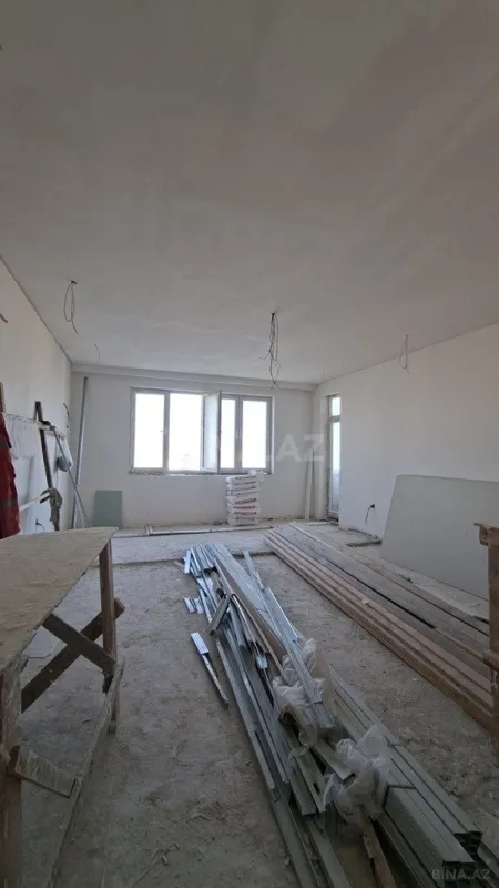 Satılır 3 otaqlı mənzil 154 m²