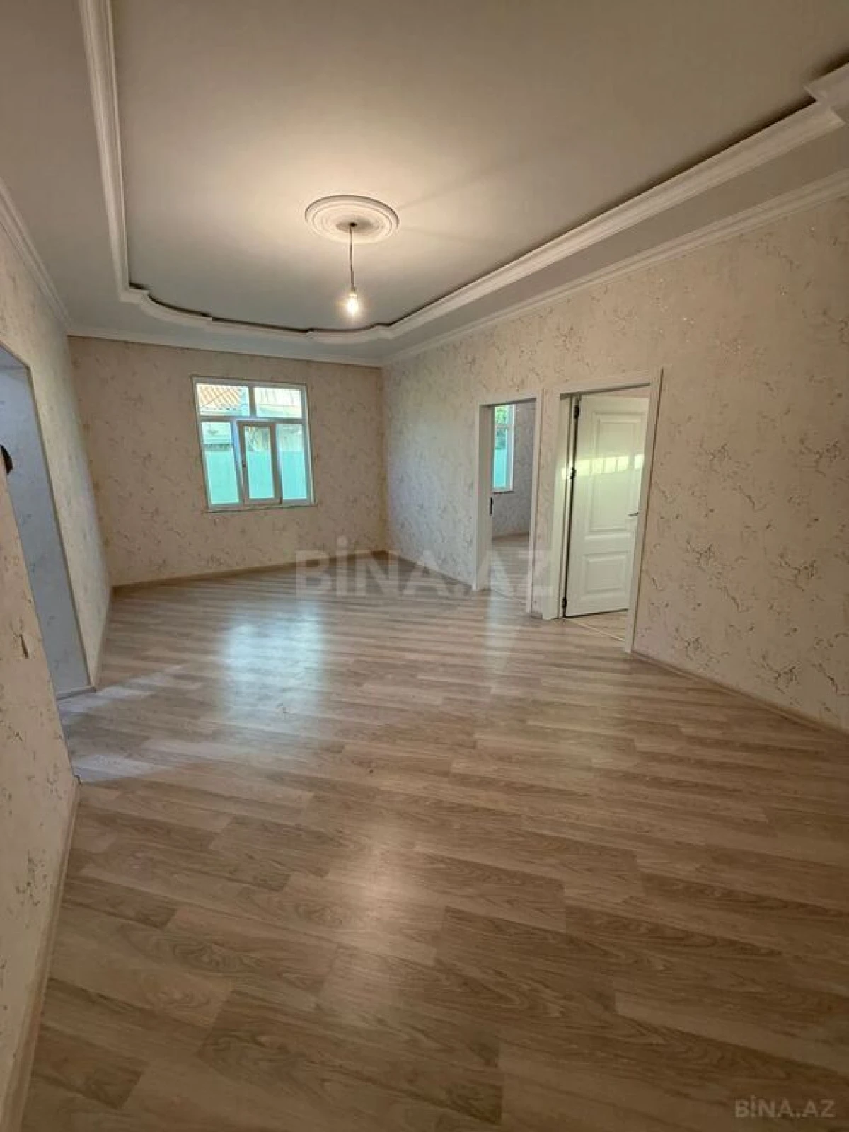 Satılır 6 otaqlı həyət evi 150 m²