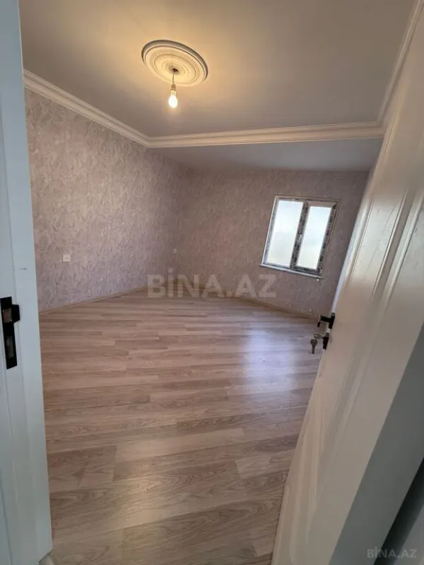 Satılır 6 otaqlı həyət evi 150 m²