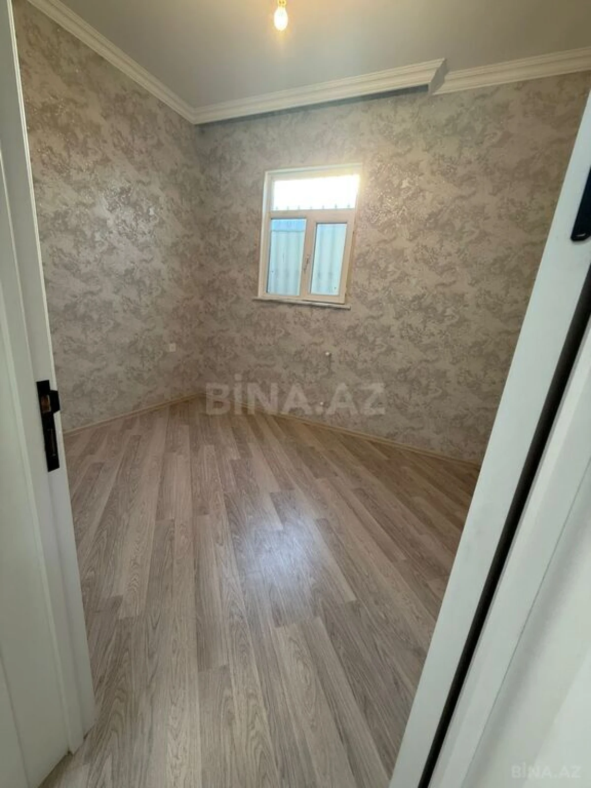 Satılır 6 otaqlı həyət evi 150 m²