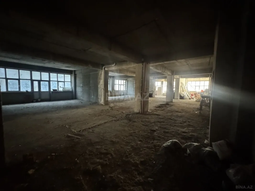 Satılır obyekt 600 m²