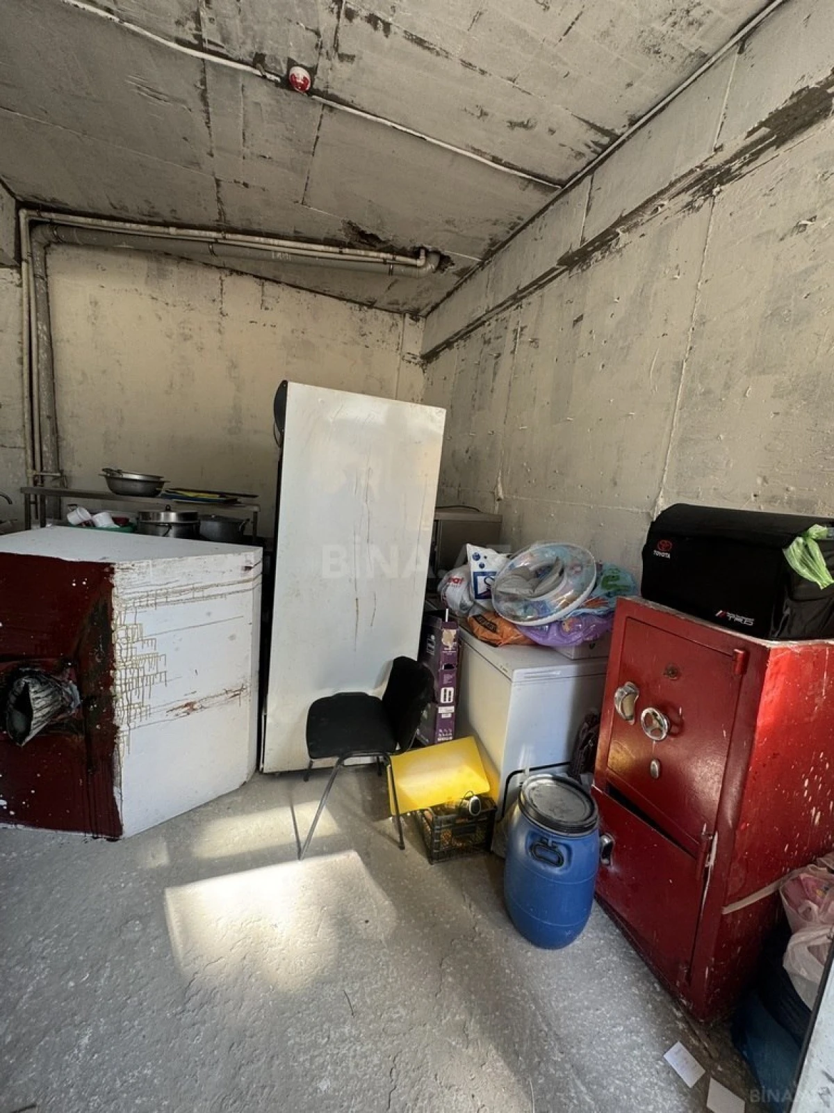 Satılır obyekt 600 m²