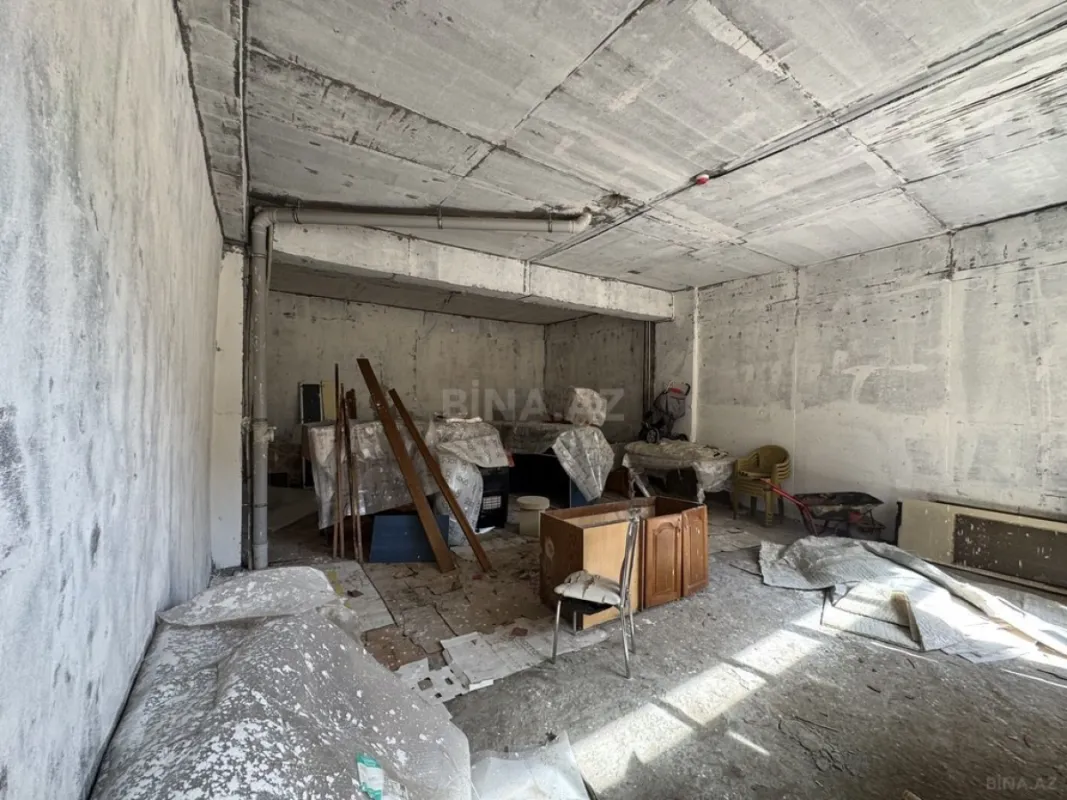 Satılır obyekt 600 m²