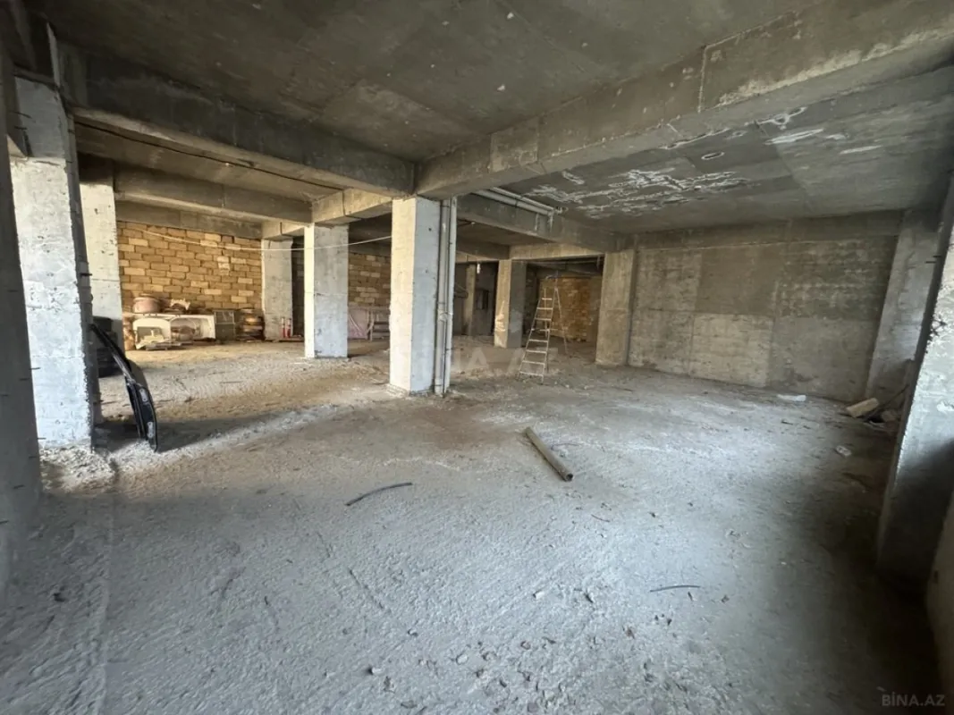 Satılır obyekt 600 m²