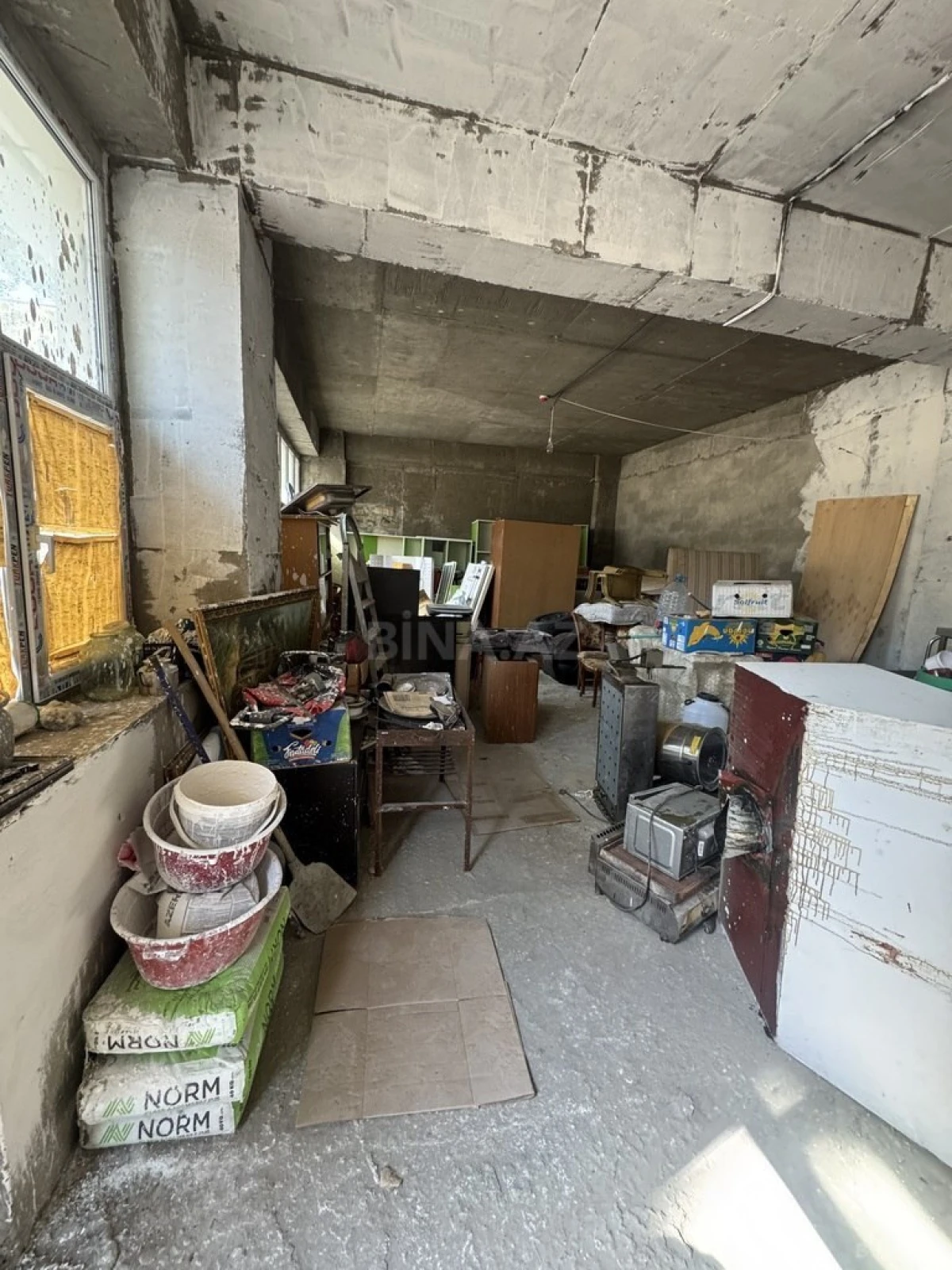 Satılır obyekt 600 m²