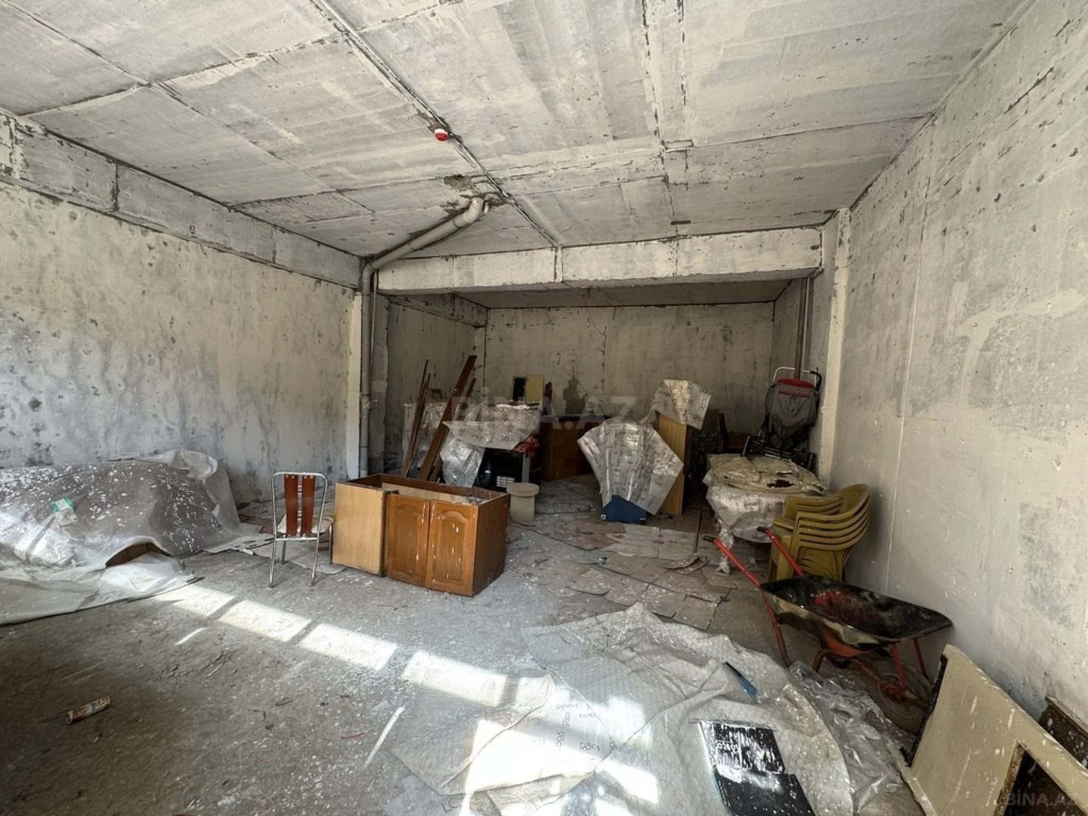 Satılır obyekt 600 m²