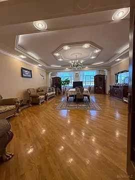 Satılır 3 otaqlı mənzil 160 m² — Bakı, İnşaatçılar 3 otaq 160.00 m²