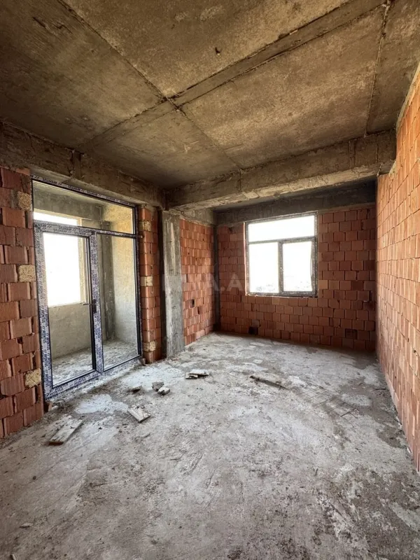 Satılır 3 otaqlı mənzil 114 m²