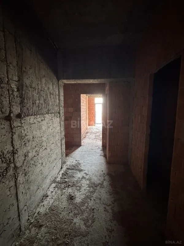 Satılır 3 otaqlı mənzil 114 m²