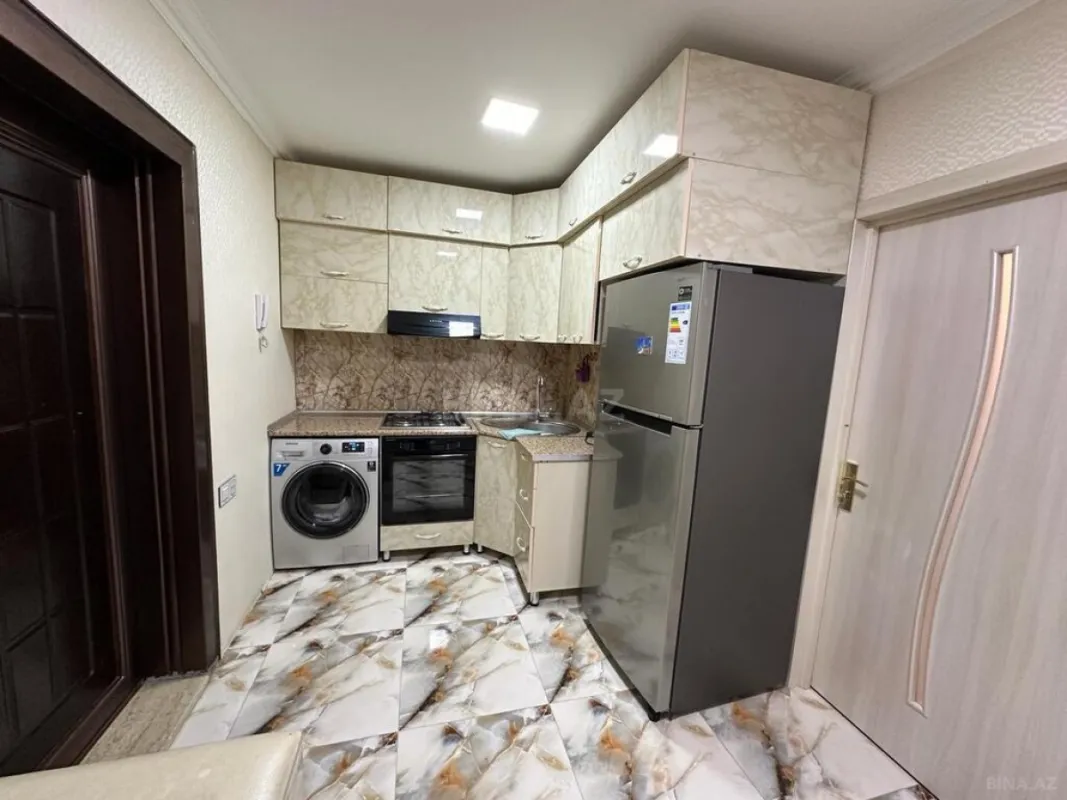 Satılır 2 otaqlı mənzil 70 m²