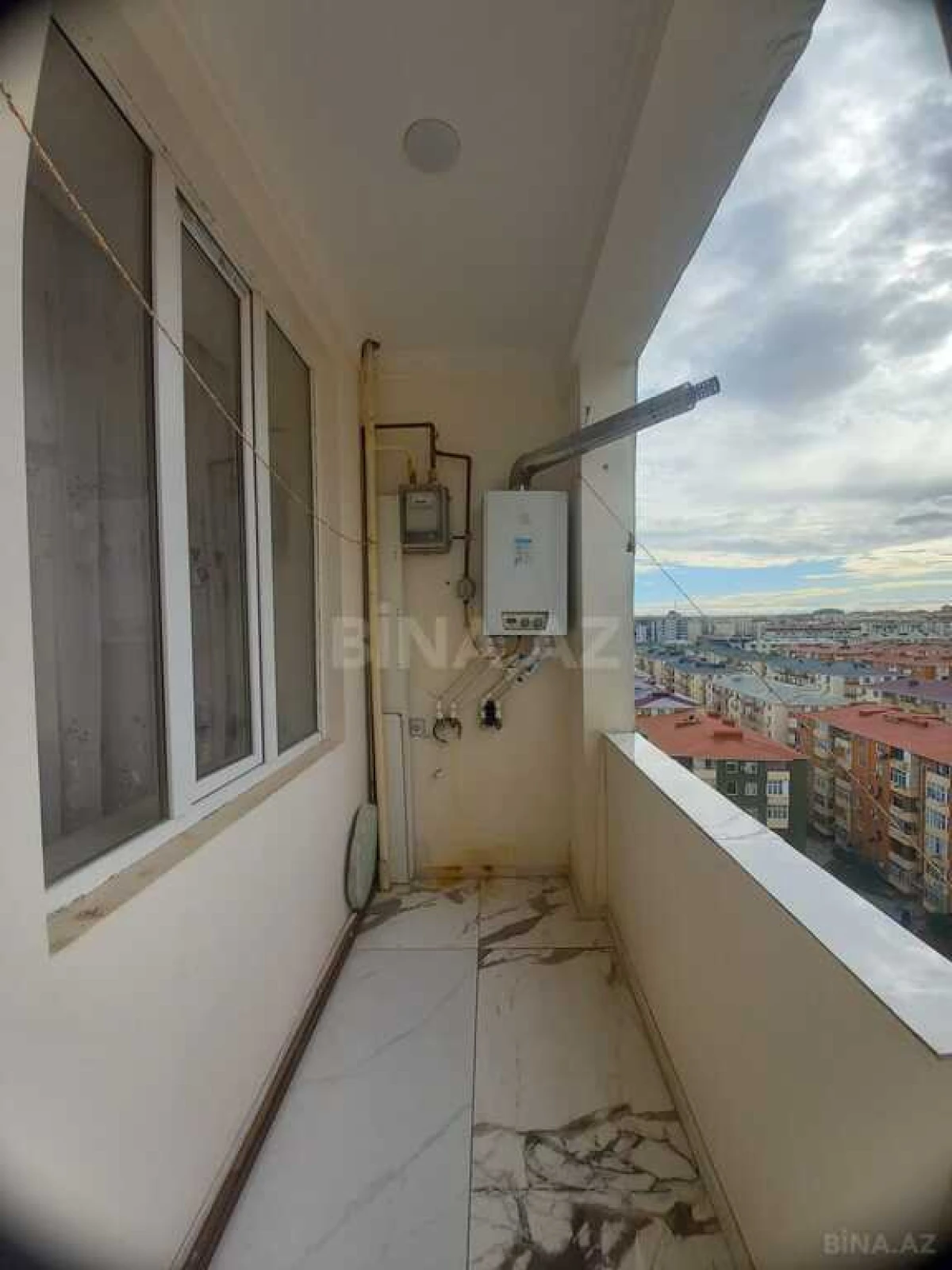 Satılır 2 otaqlı mənzil 60 m²