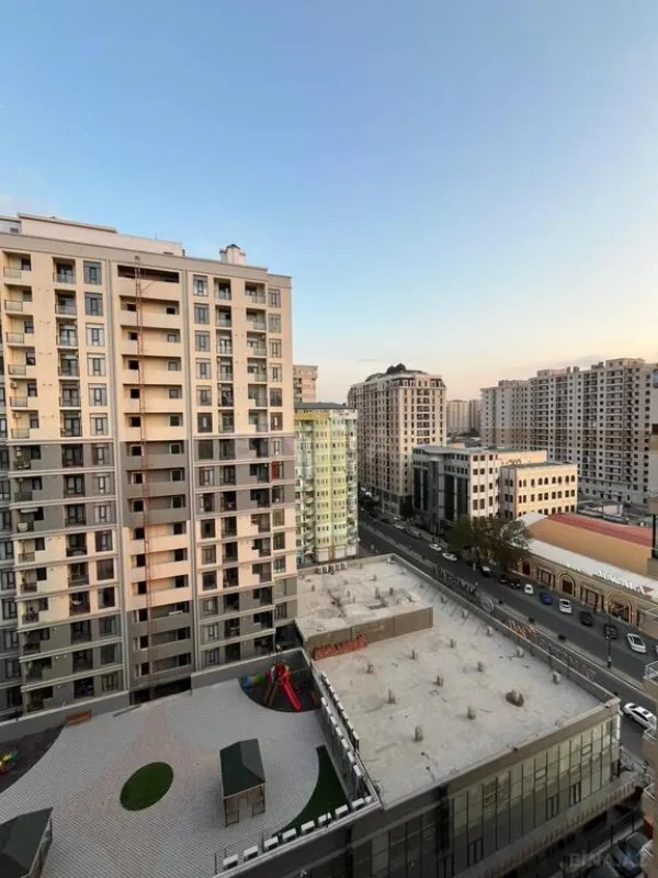 Satılır 2 otaqlı mənzil 75 m²