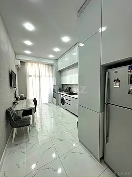 Satılır 4 otaqlı mənzil 127 m²