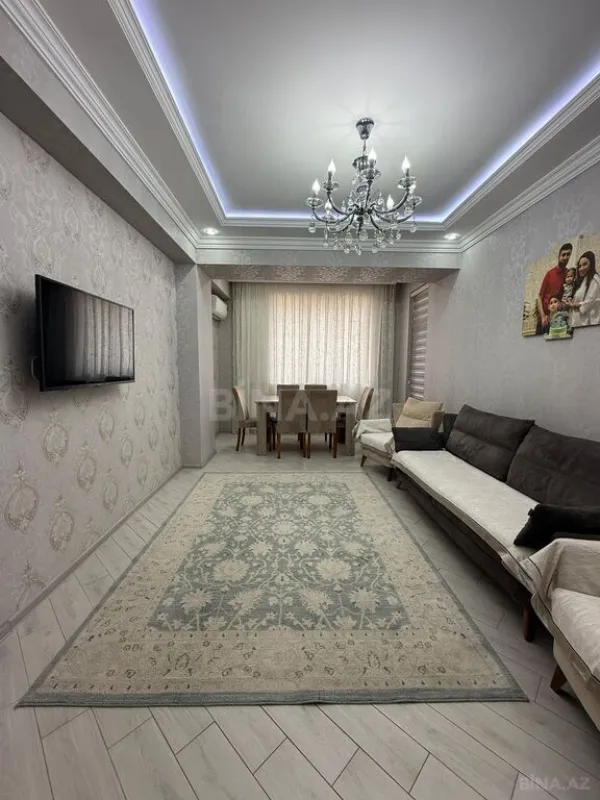 Satılır 3 otaqlı mənzil 82 m²