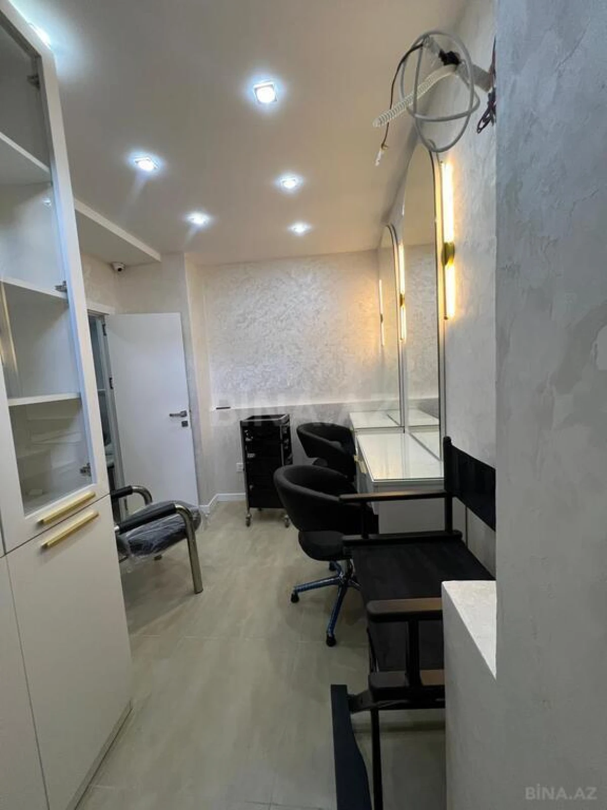 Kirayə verilir obyekt 110 m²