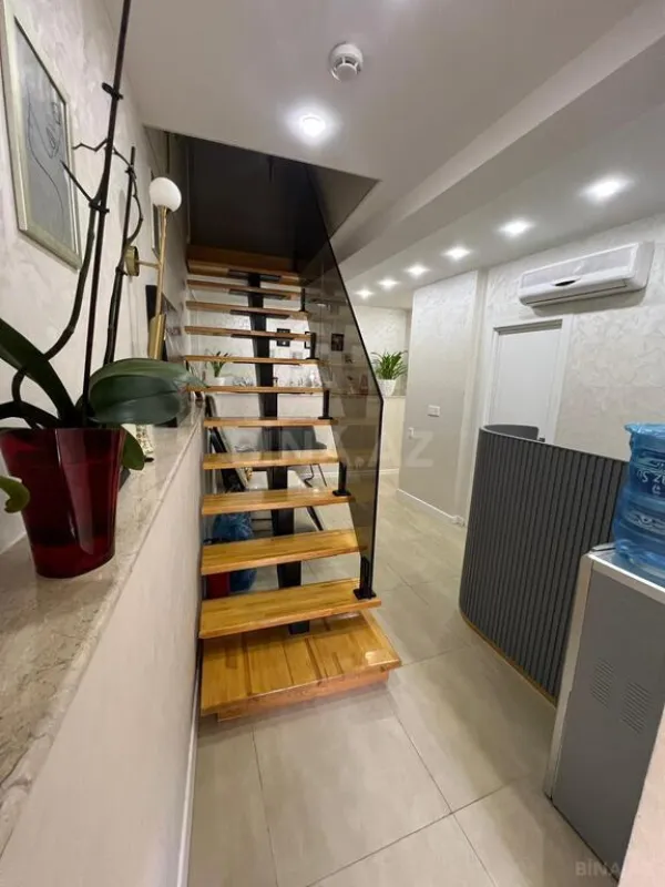 Kirayə verilir obyekt 110 m²