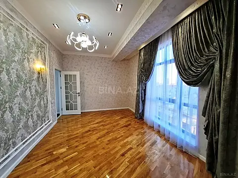 Satılır 2 otaqlı mənzil 77 m²