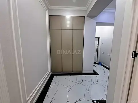 Satılır 2 otaqlı mənzil 77 m²