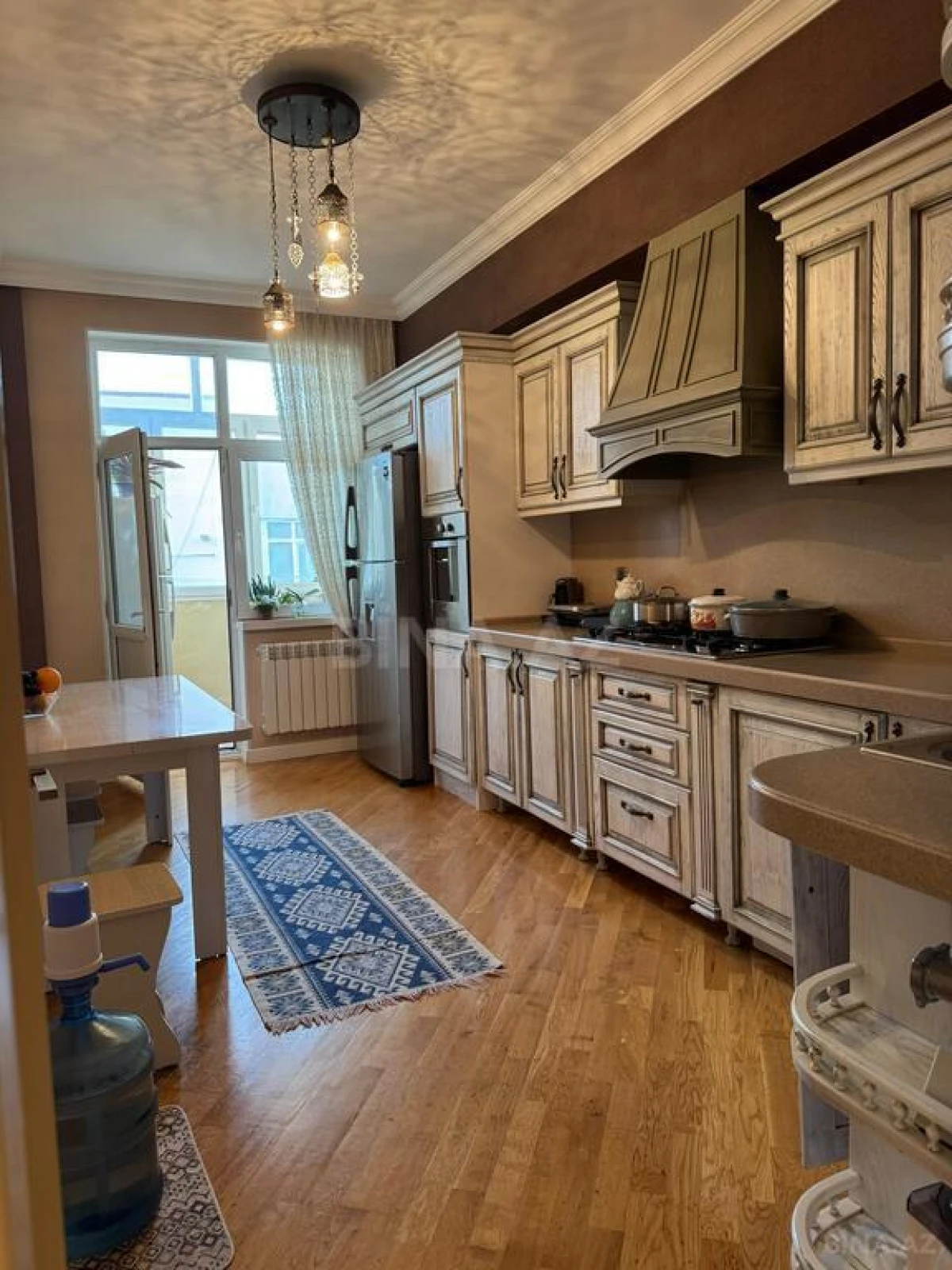 Satılır 3 otaqlı mənzil 120 m²