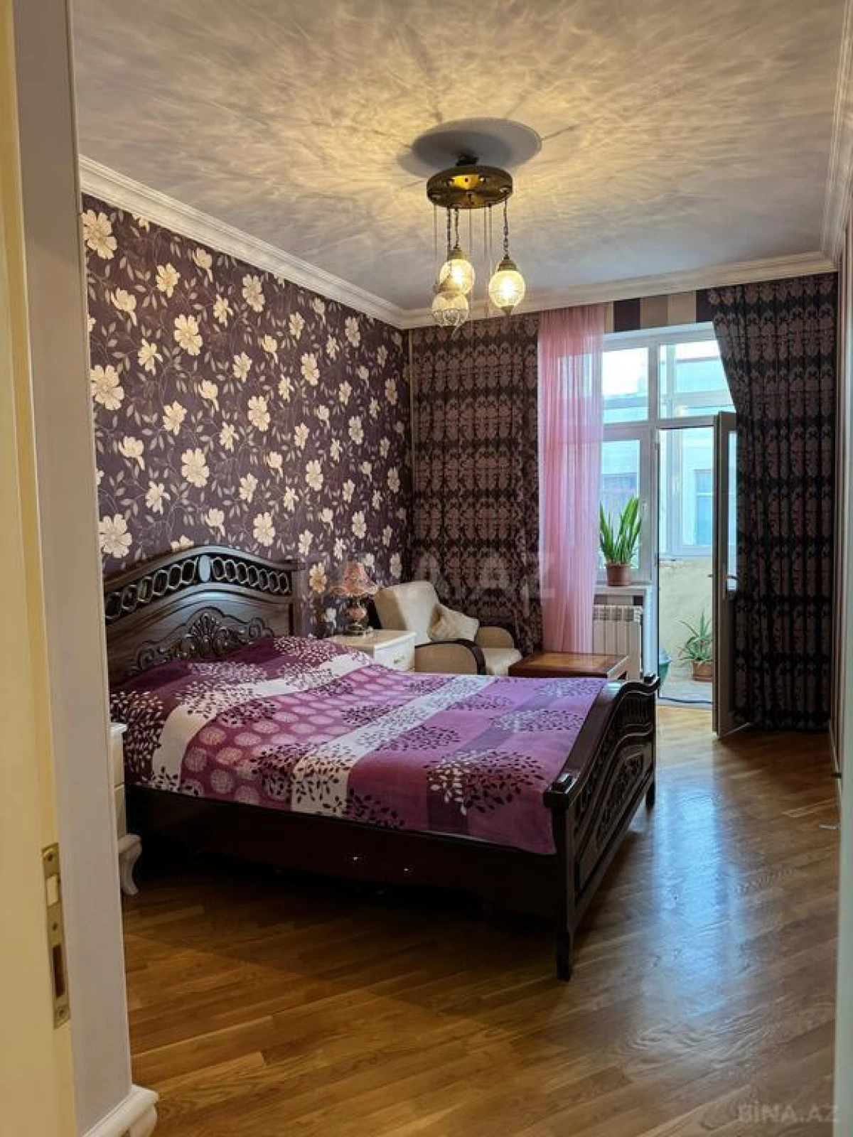 Satılır 3 otaqlı mənzil 120 m²
