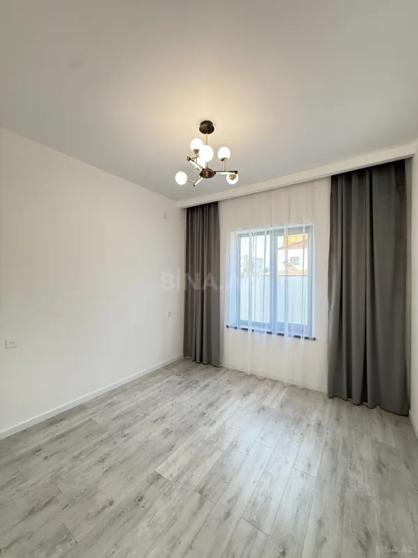 Satılır 4 otaqlı həyət evi 160 m²