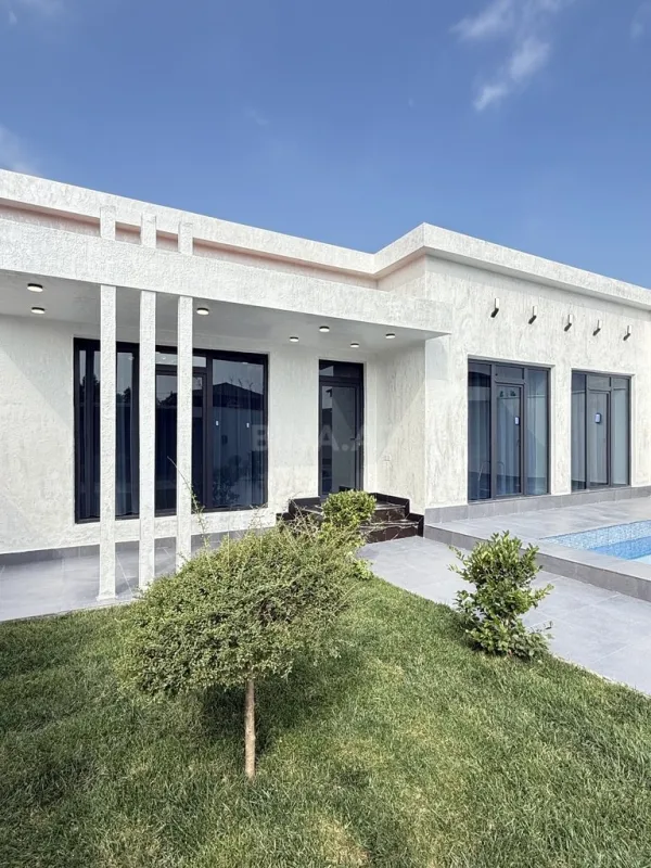 Satılır 4 otaqlı həyət evi 160 m²