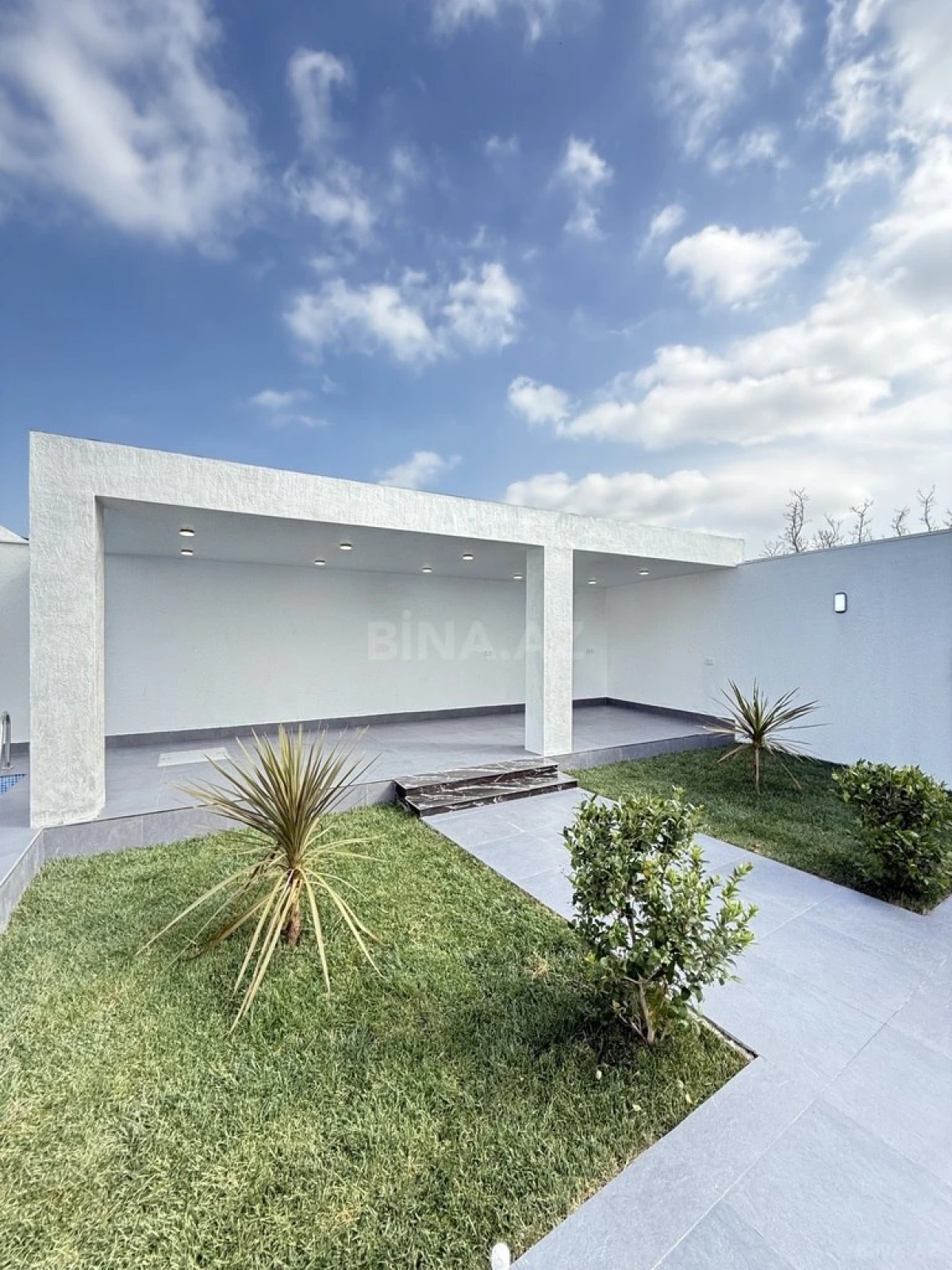 Satılır 4 otaqlı həyət evi 160 m²