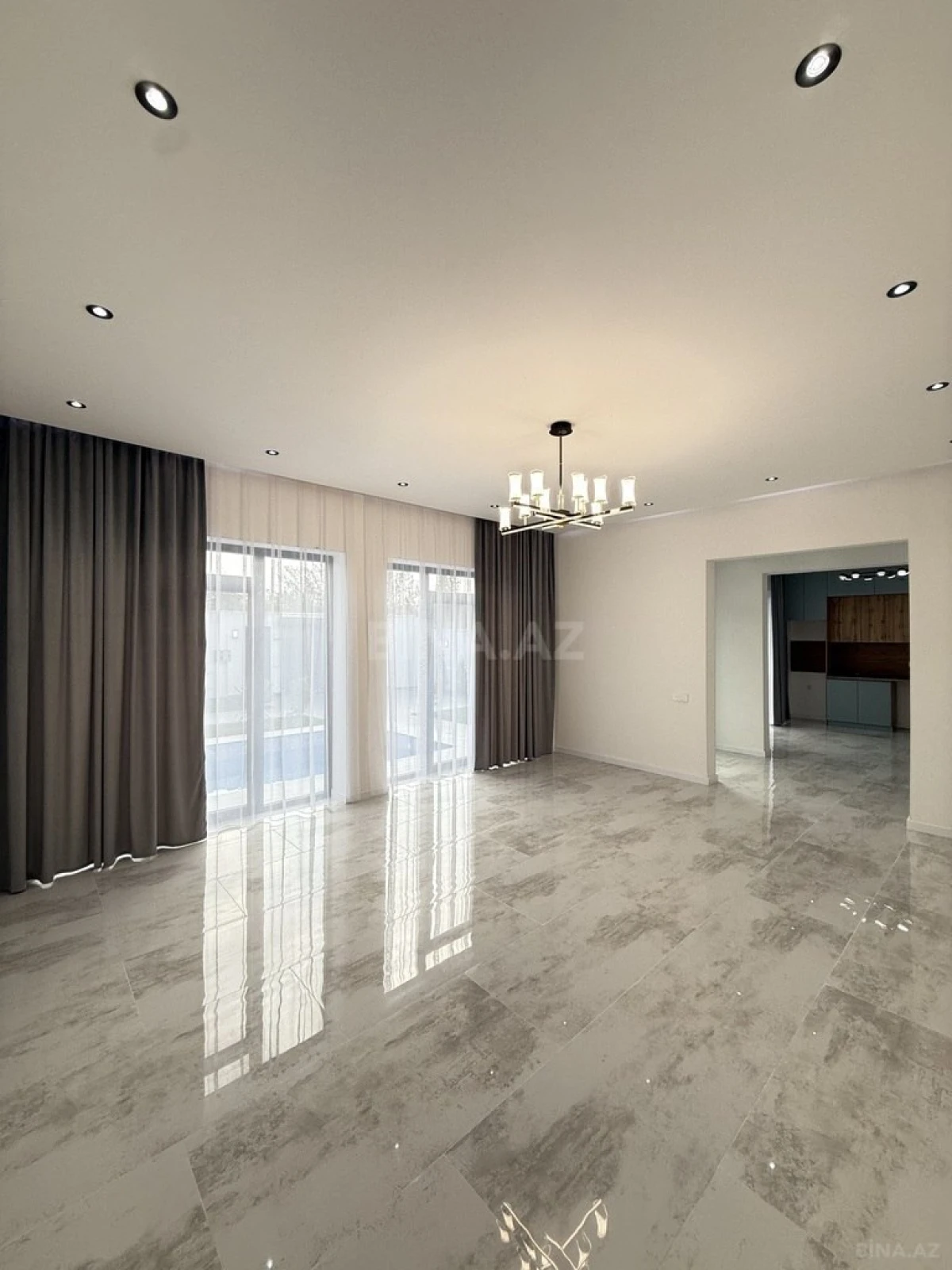 Satılır 4 otaqlı həyət evi 160 m²