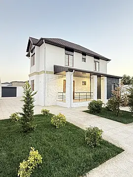 Satılır 6 otaqlı həyət evi 300 m²