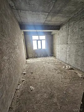 Satılır 4 otaqlı mənzil 162 m²