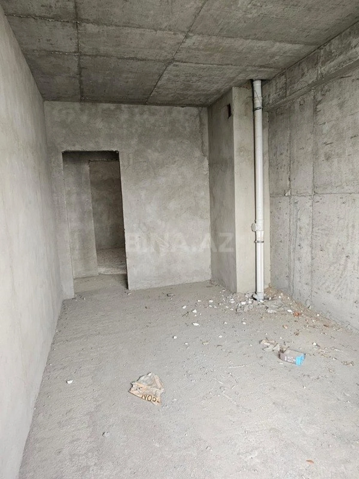 Satılır 4 otaqlı mənzil 162 m²