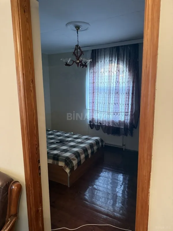 Satılır 4 otaqlı həyət evi 240 m²