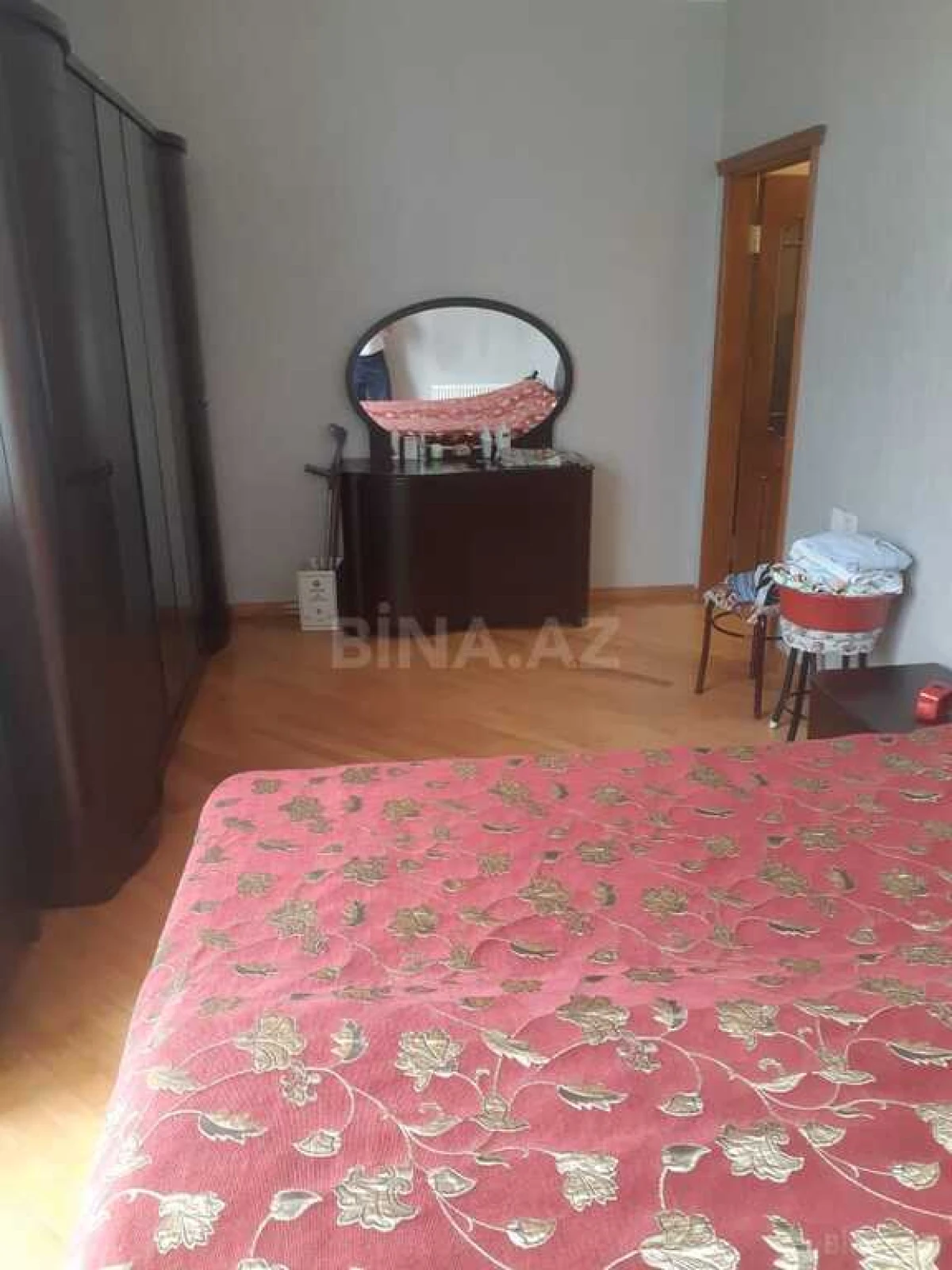 Satılır 2 otaqlı mənzil 88 m²