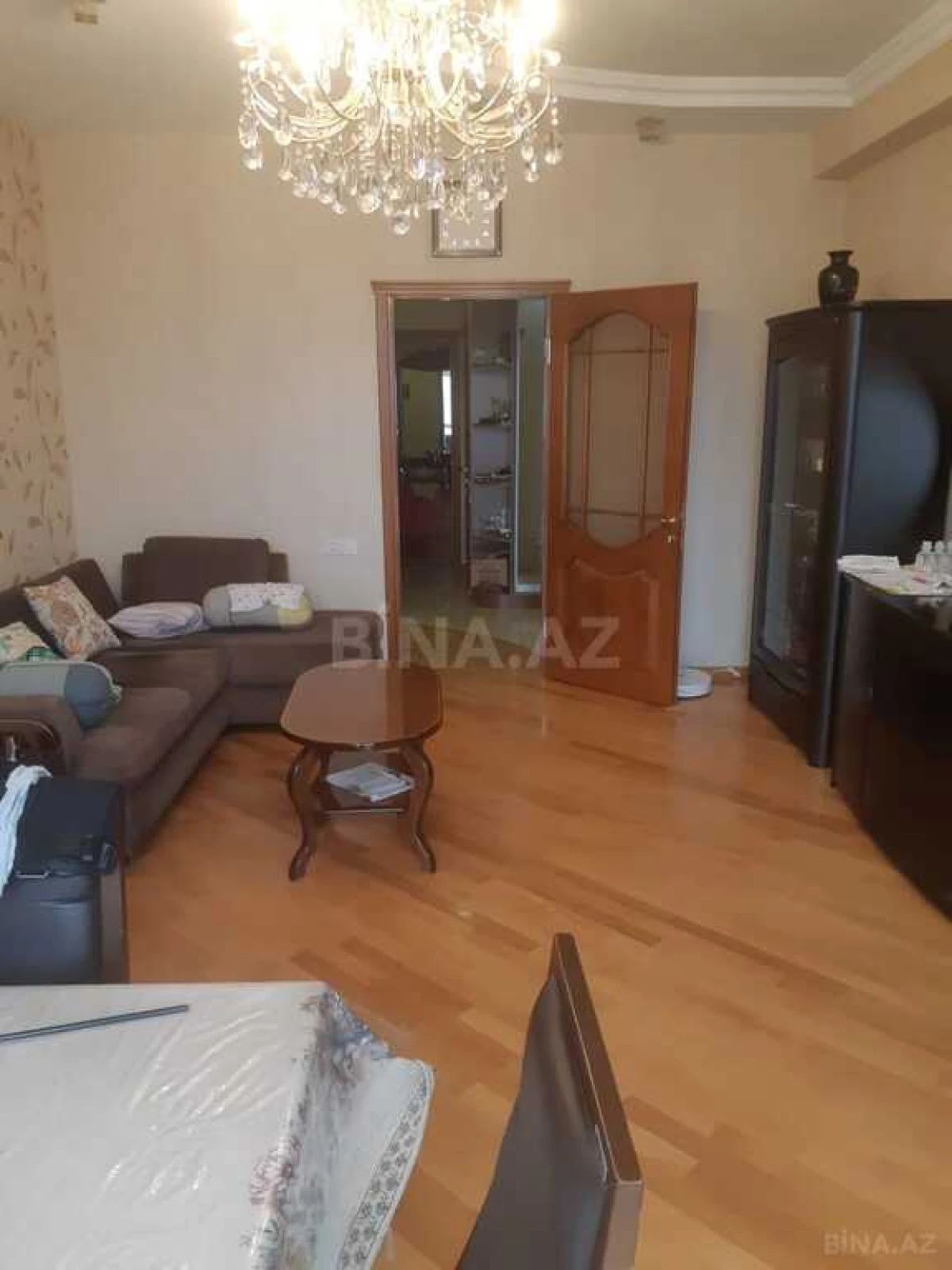 Satılır 2 otaqlı mənzil 88 m²
