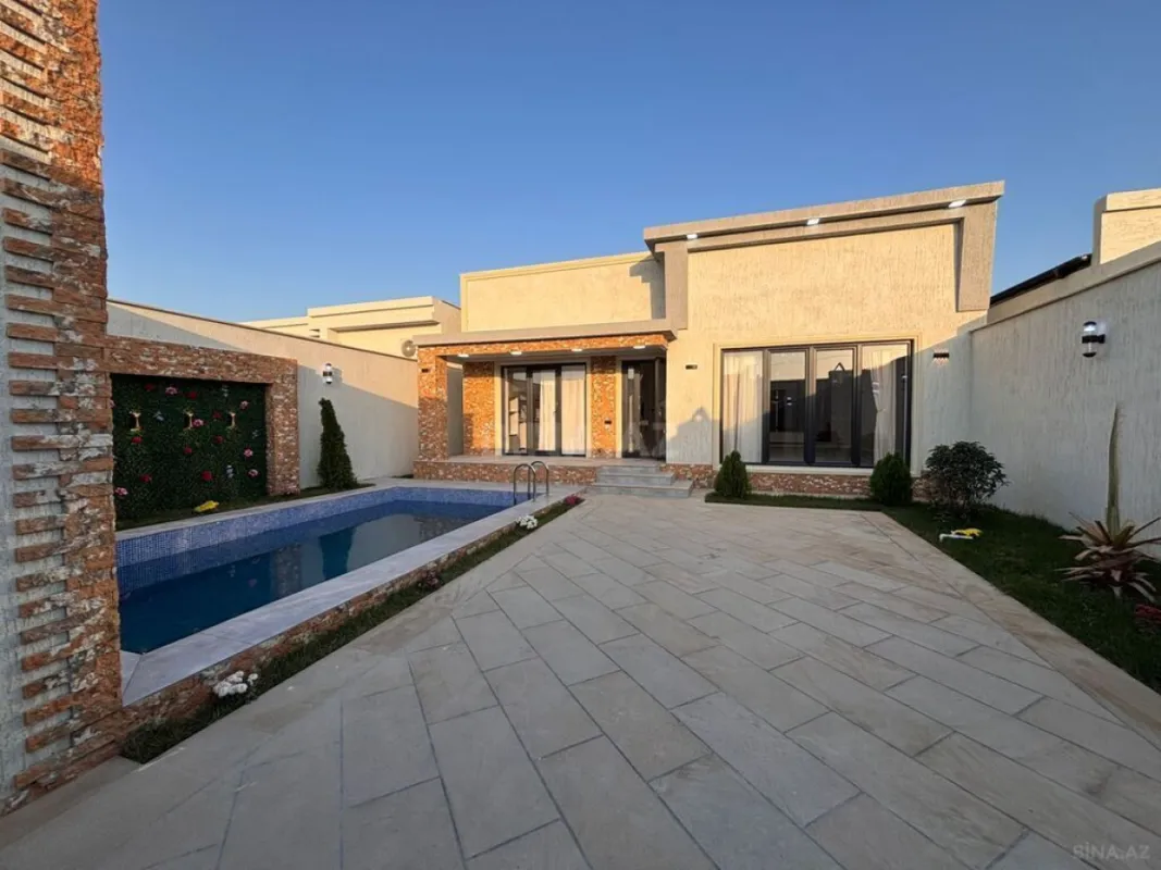 Satılır 4 otaqlı həyət evi 150 m²