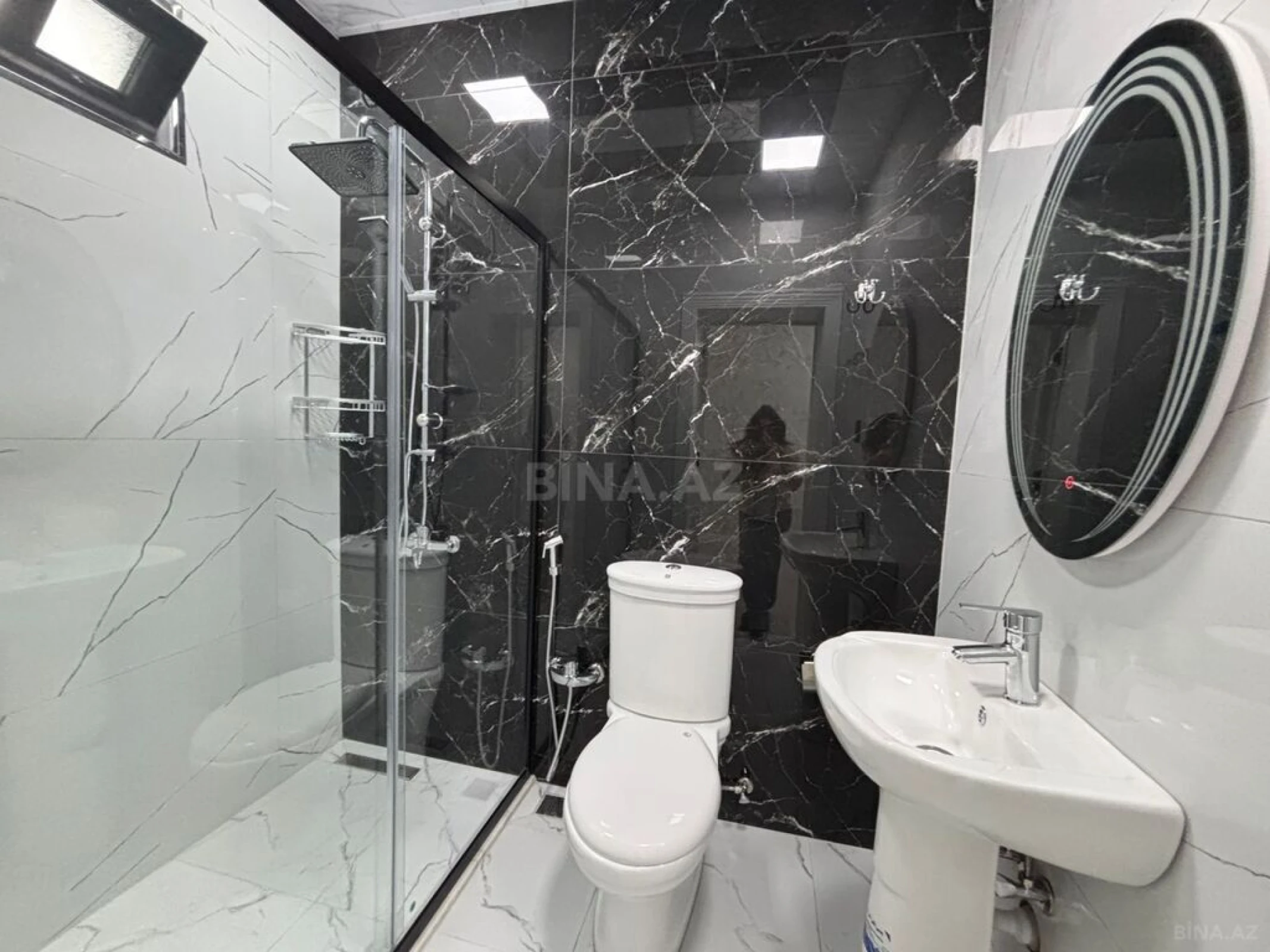 Satılır 4 otaqlı həyət evi 150 m²