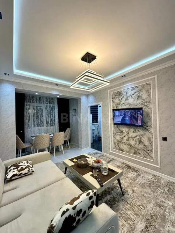 Satılır 2 otaqlı mənzil 58 m²